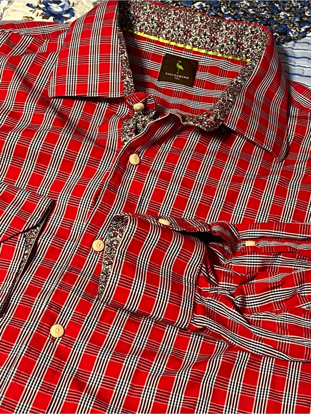Tailorbyrd Men’s 3XL Red Button Down Shirt